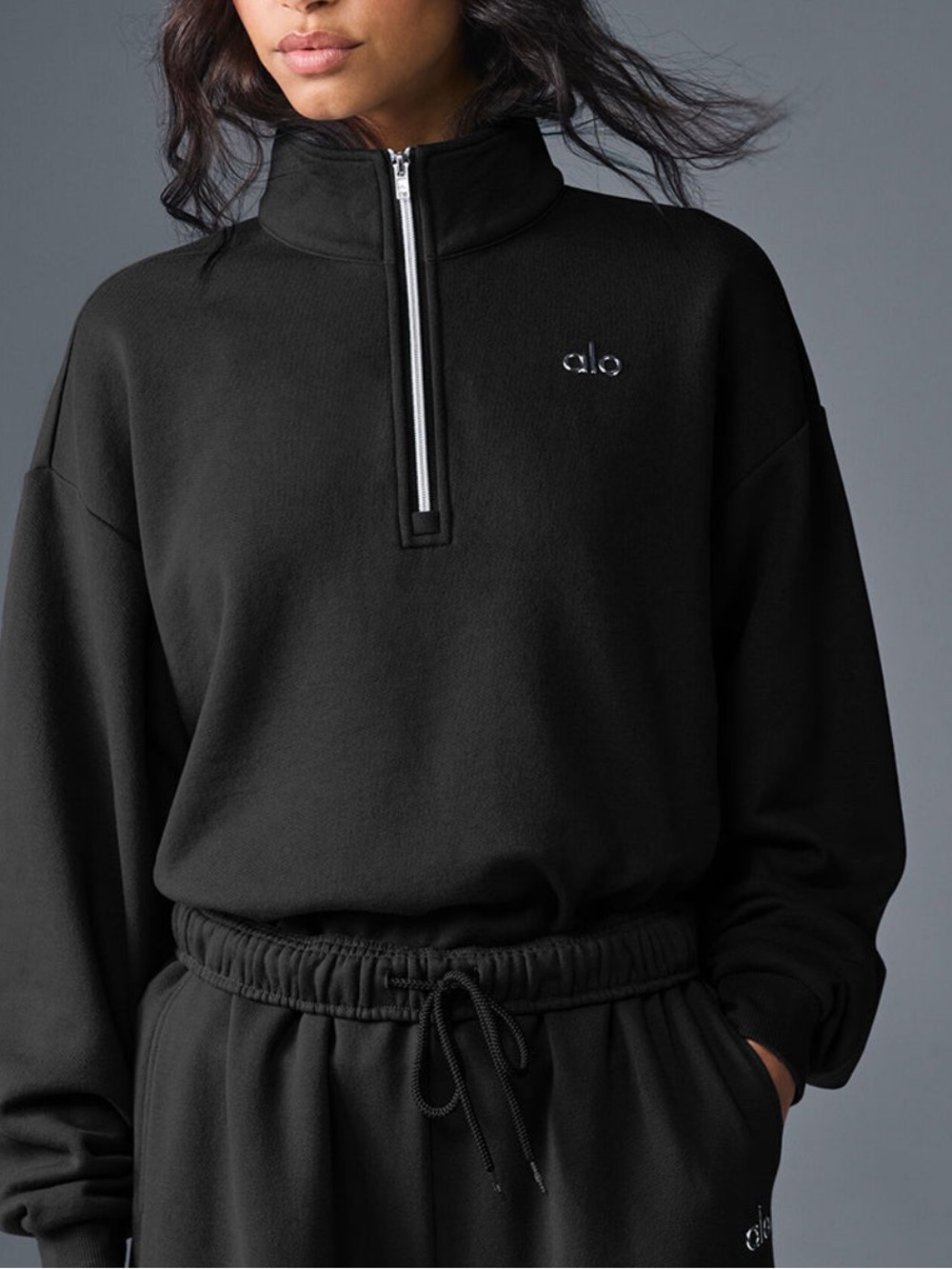ALO Accolade 1/4 Zip Pullover - Black. Size XS.  Good Used Condition.